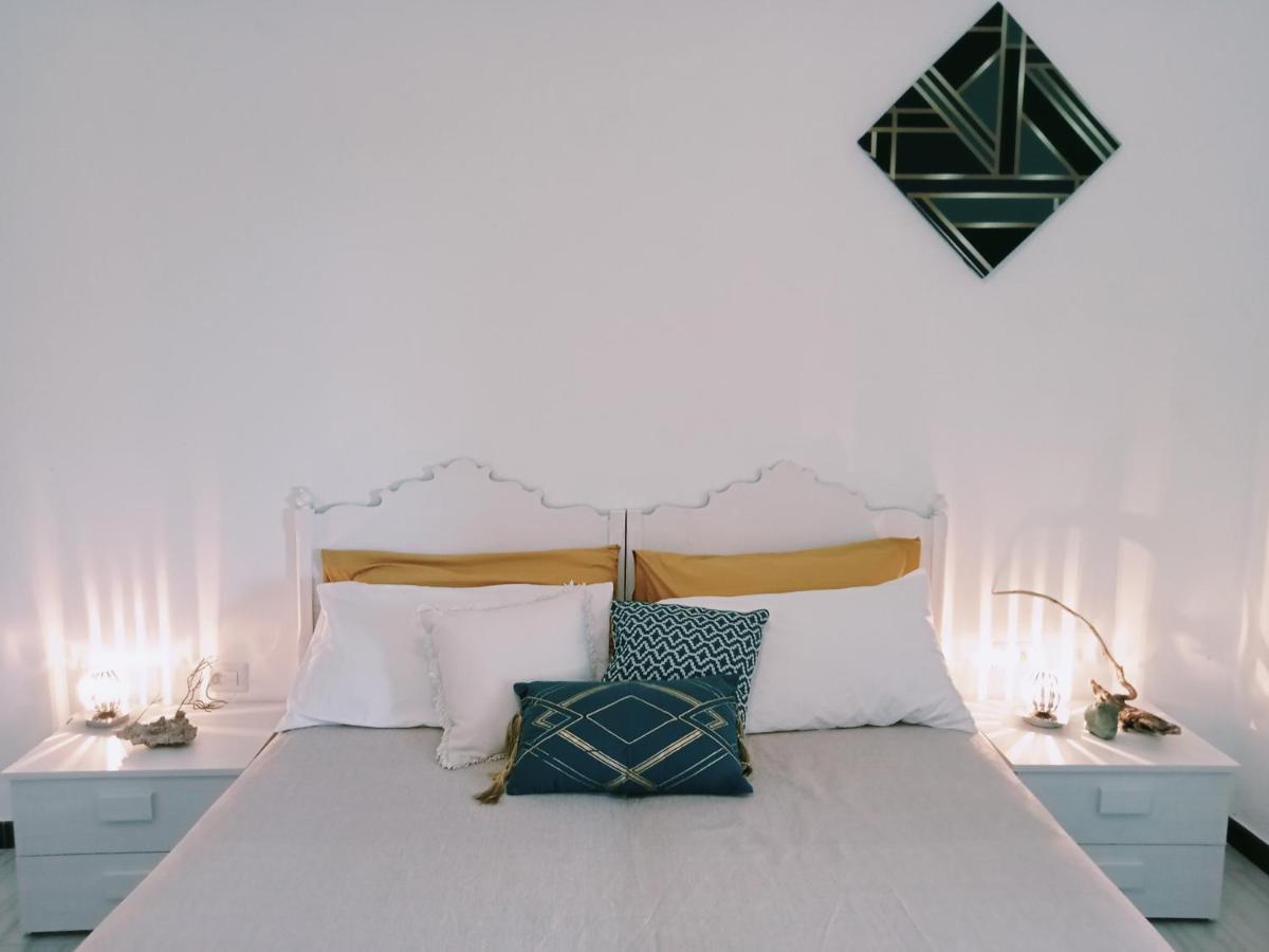 La Rosa Dei Venti Bed and Breakfast La Caletta Eksteriør billede