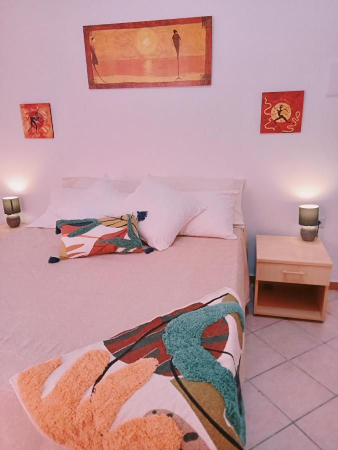 La Rosa Dei Venti Bed and Breakfast La Caletta Eksteriør billede